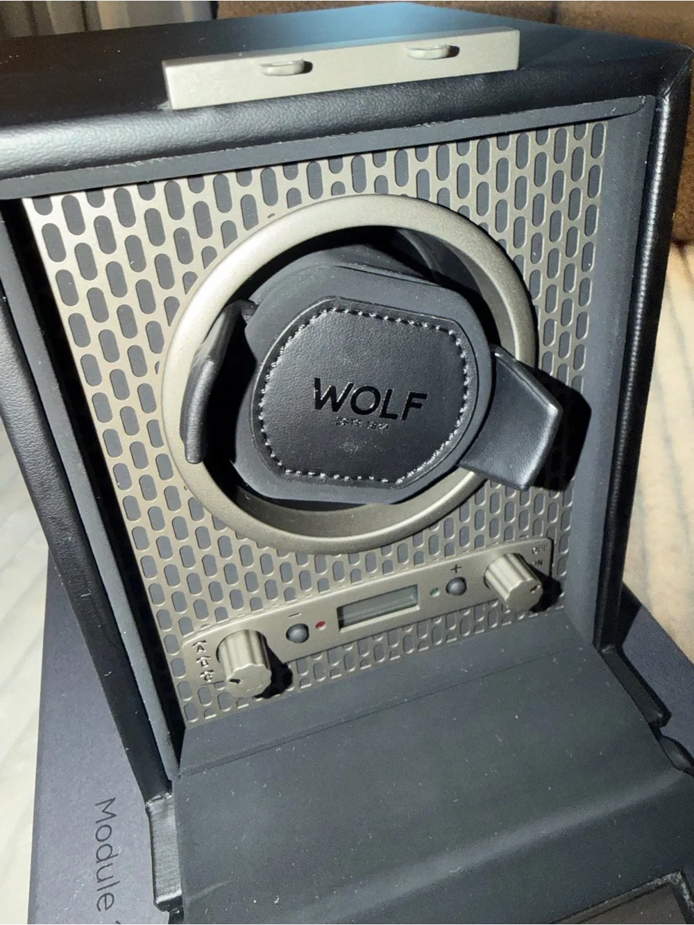 WOLF Axis Single Watch Winder